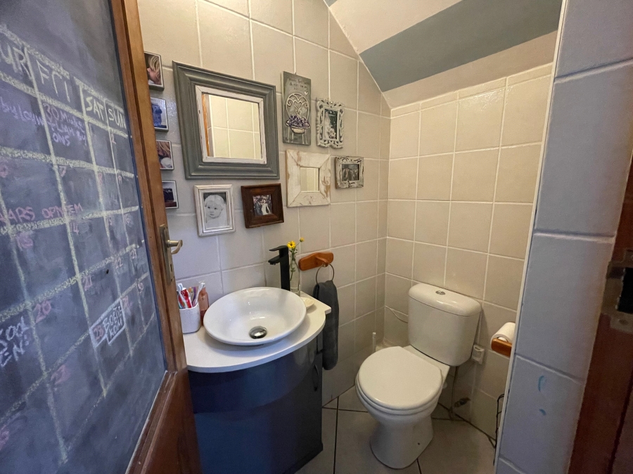 To Let 3 Bedroom Property for Rent in Birdwood Estate North West